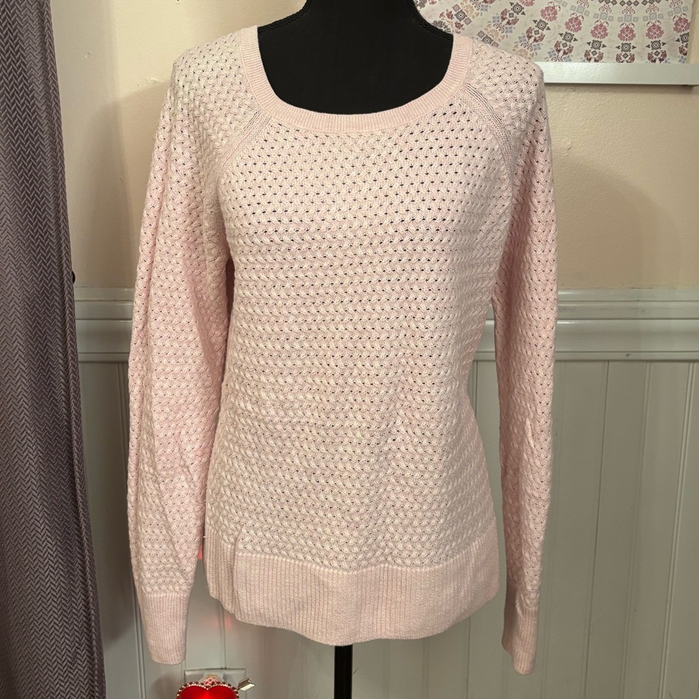 American Eagle Outfitters Light Pink Crew Neck Sweater